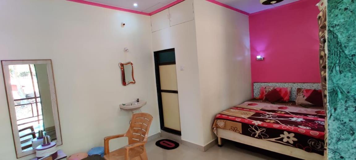 New Alpha House Matheran Hotel Eksteriør billede