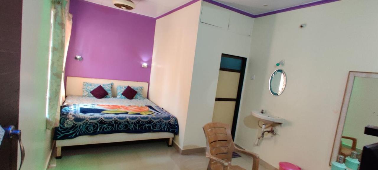 New Alpha House Matheran Hotel Eksteriør billede