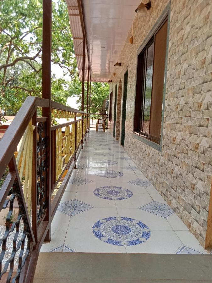 New Alpha House Matheran Hotel Eksteriør billede